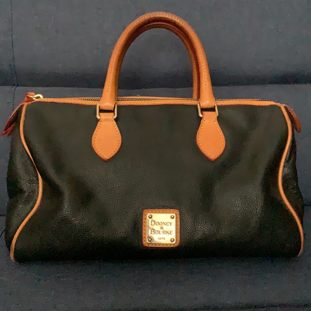 Dooney & Bourke purse